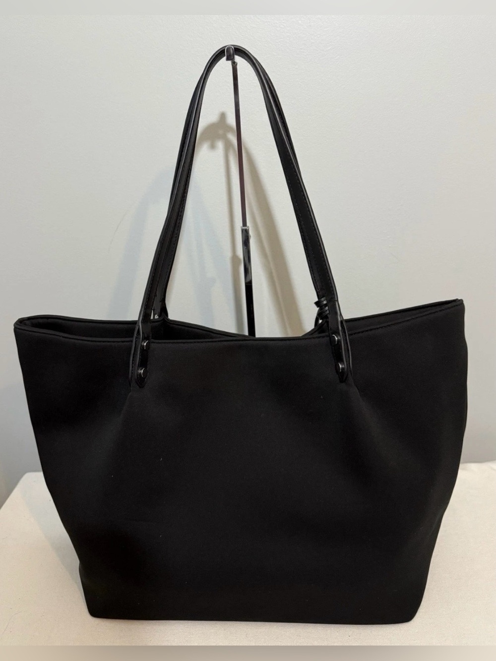 Marla Wynne Tote Bag Black Neoprene with Leather Trim Adjustable Sides & Tassel - Picture 3 of 16